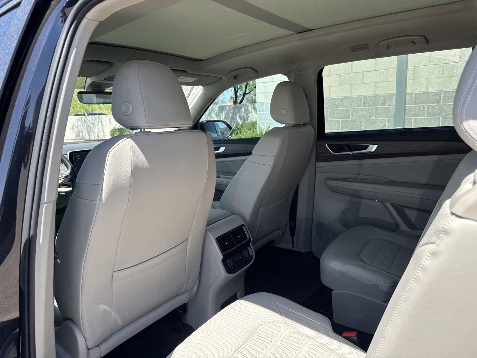 2025 Volkswagen Atlas SEL - Photo 20