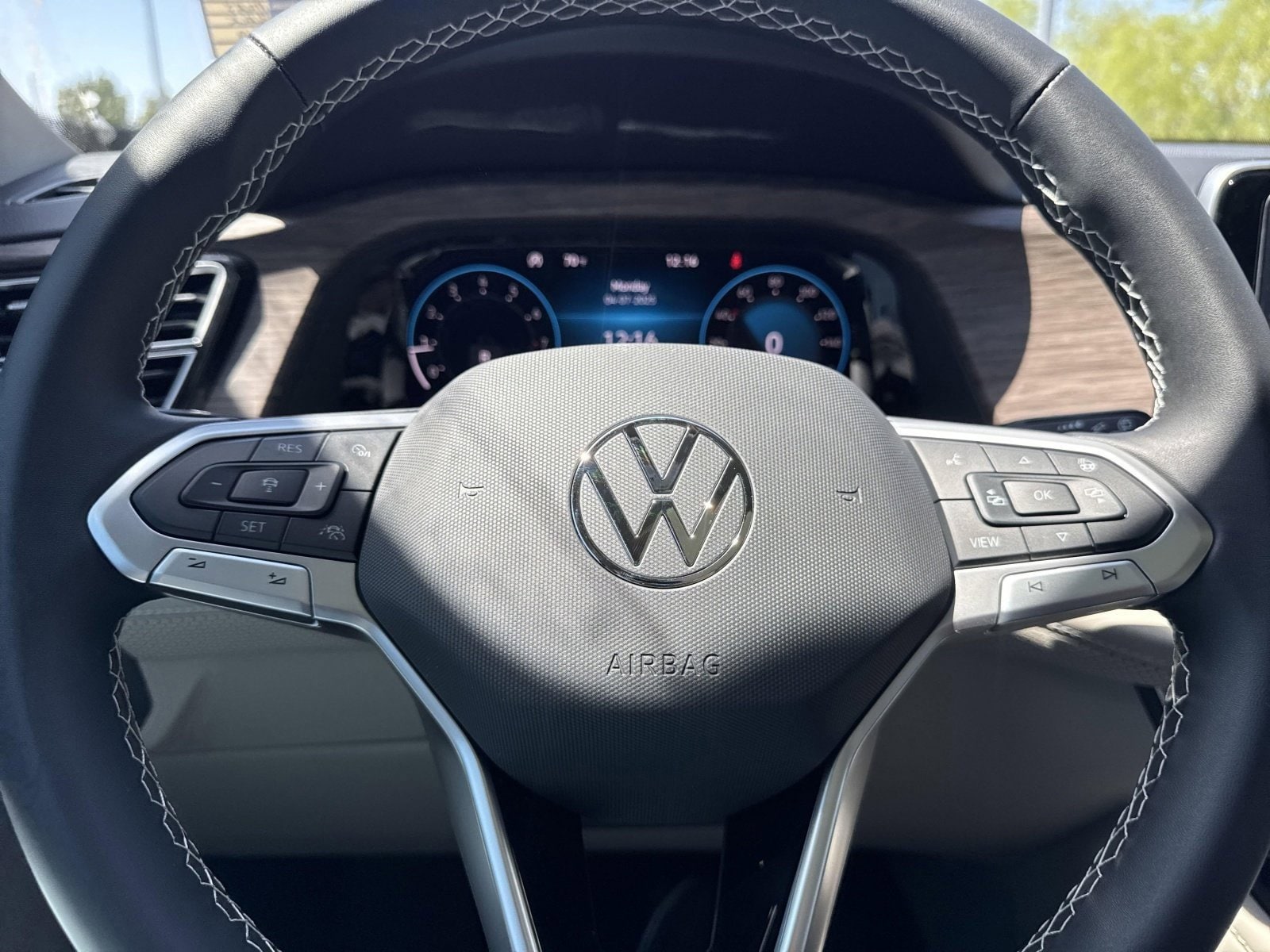 2025 Volkswagen Atlas SEL - Photo 31