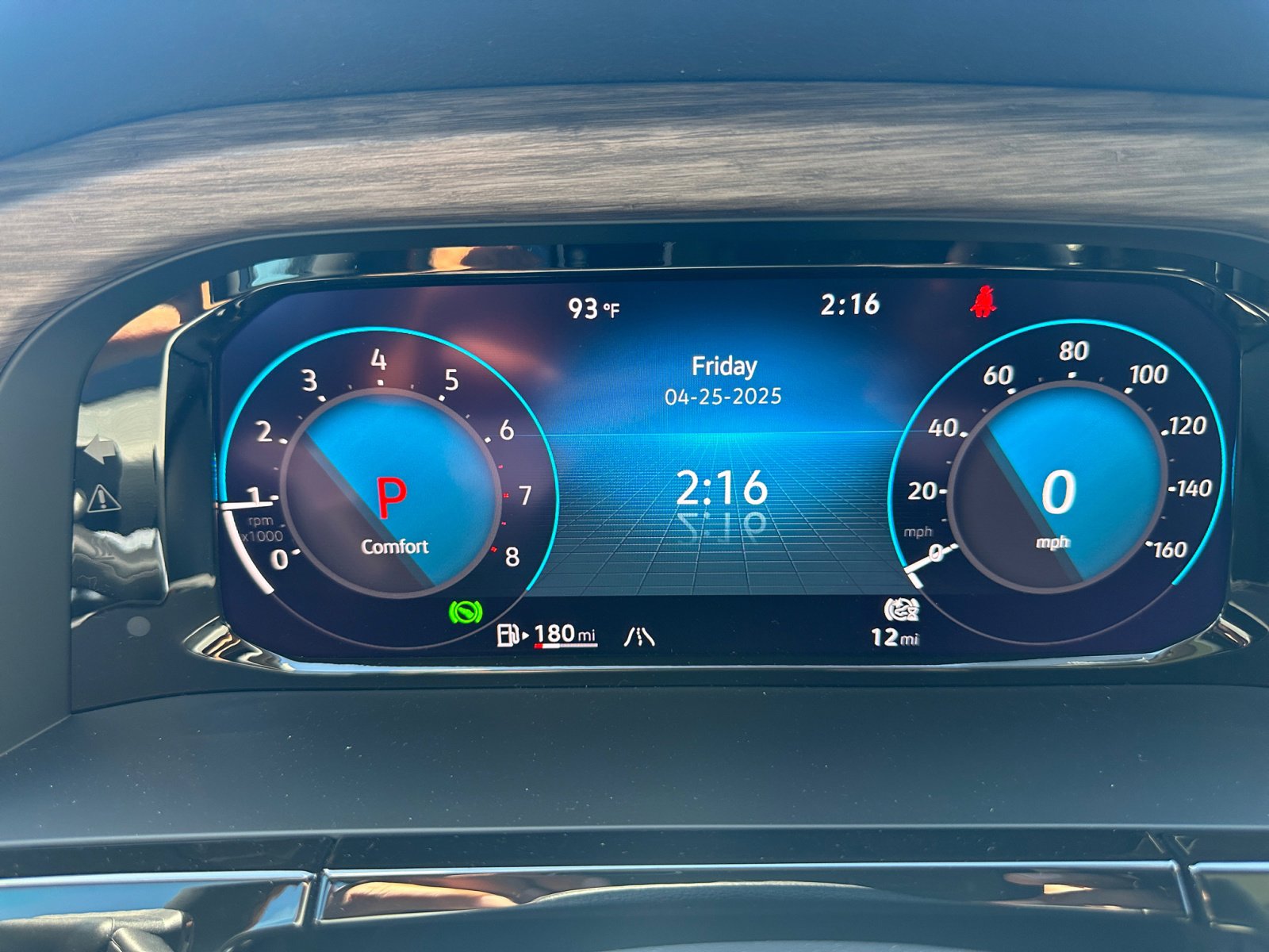 2025 Volkswagen Atlas SEL Premium R-Line - Photo 12