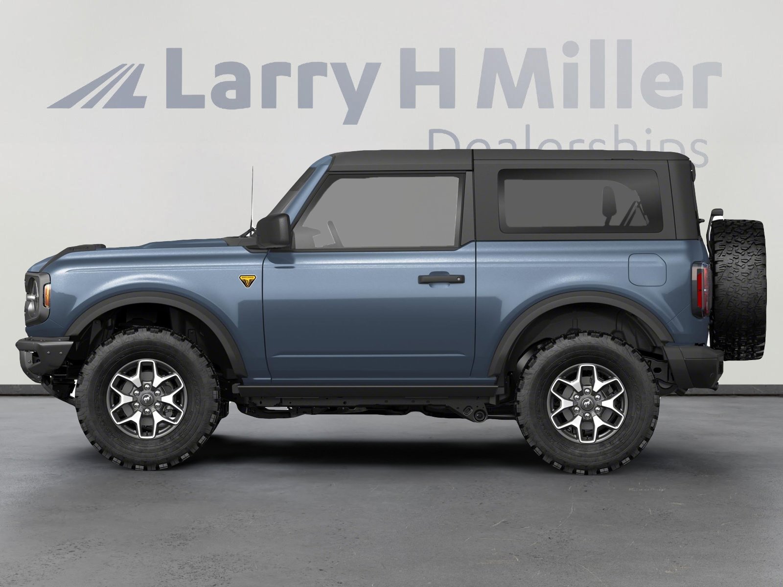 2025 Ford Bronco Badlands photo 3