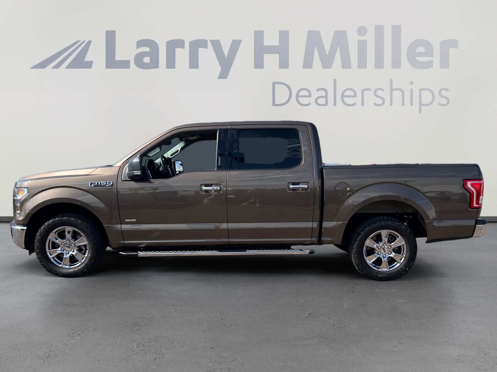 2015 Ford F-150 XLT photo 3
