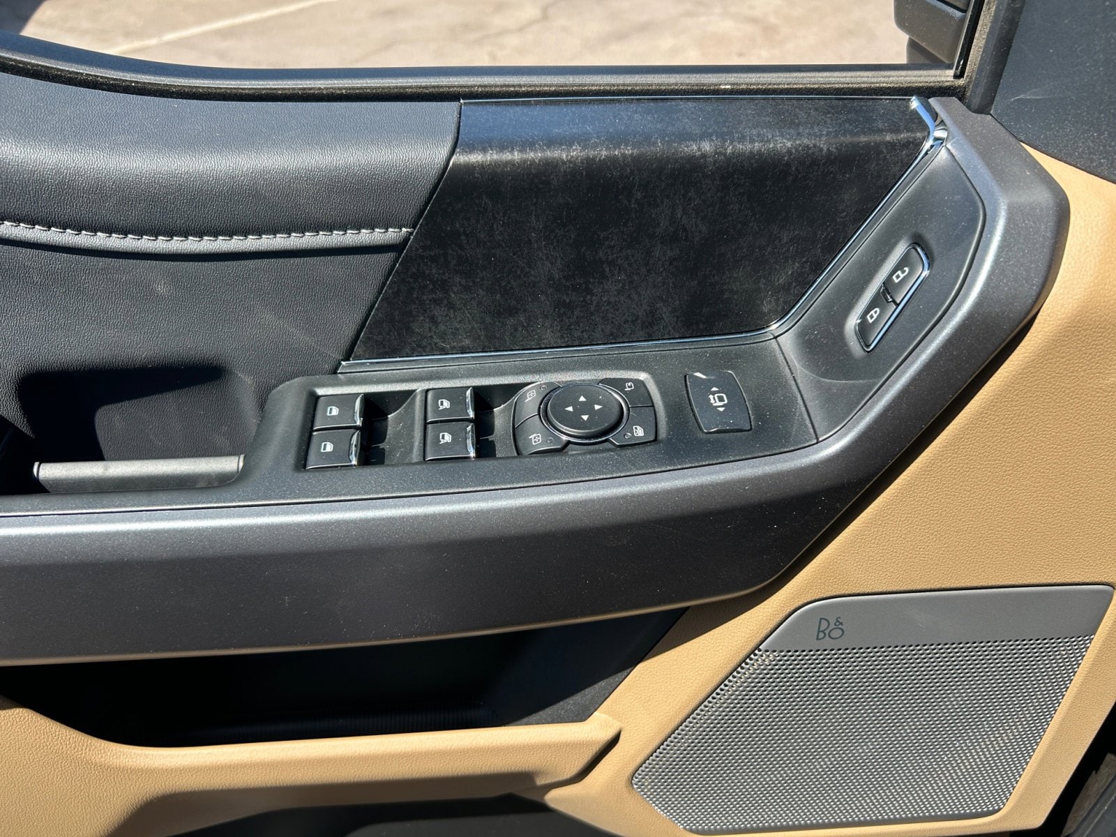 2025 Ford F-350 Super Duty XLT - Photo 18