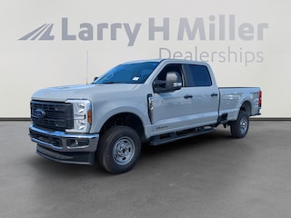 2025 Ford F-350 4X4 CC PU/176 Truck Crew Cab