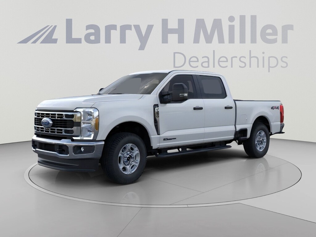 New 2026 Ford F-250 XLT Truck Crew Cab