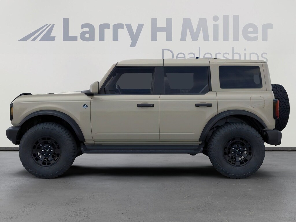 New 2026 Ford Bronco Outer Banks SUV