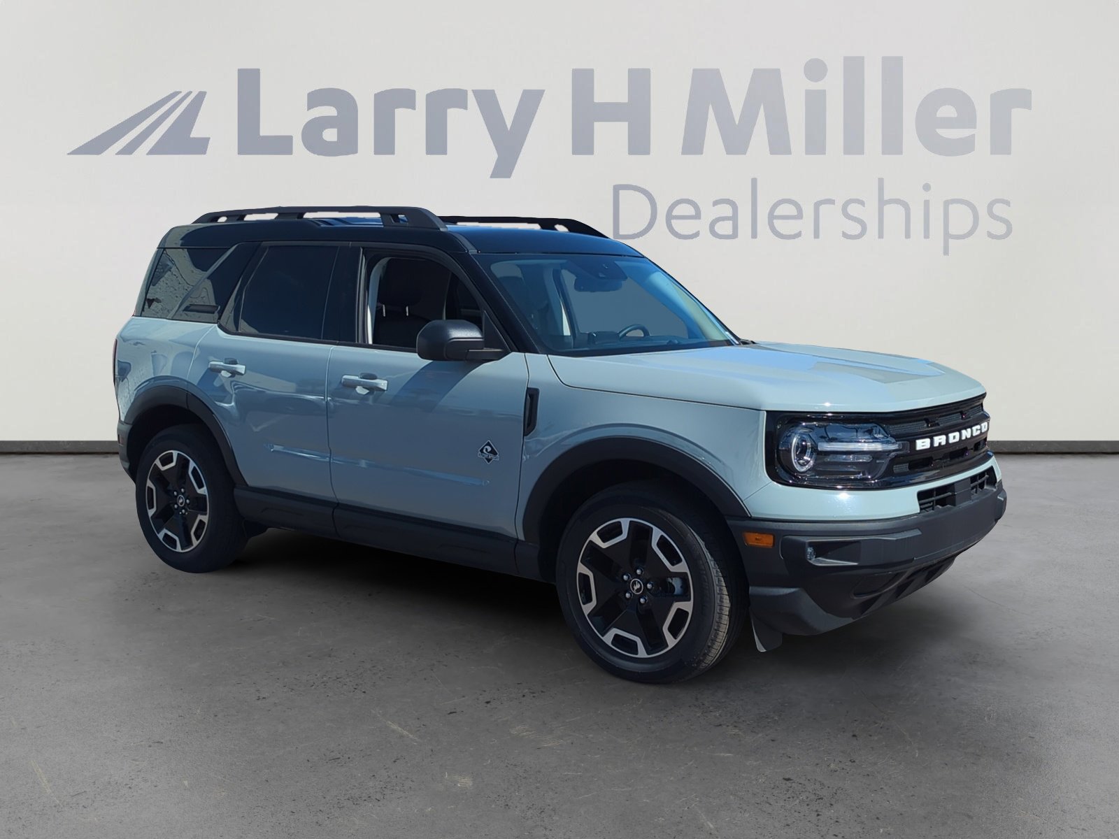 2024 Ford Bronco Sport Outer Banks photo 3