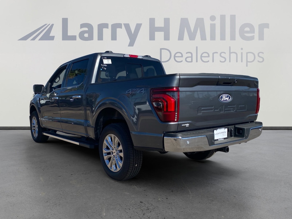 New 2025 Ford F-150 Lariat Truck SuperCrew Cab