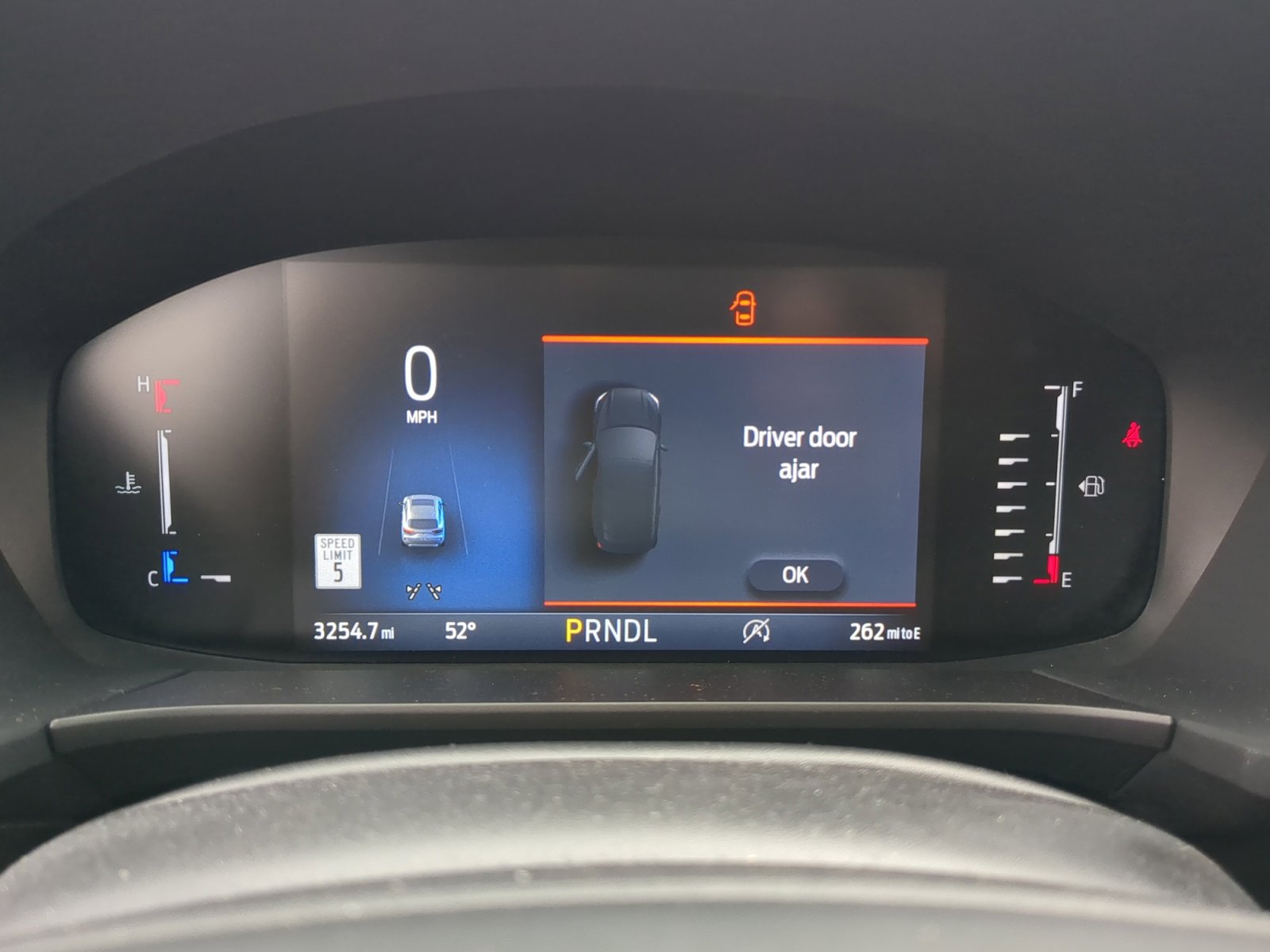 2024 Ford Escape ST-Line photo 4