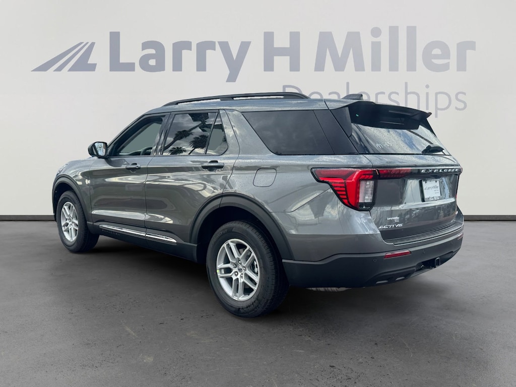 New 2025 Ford Explorer Active SUV