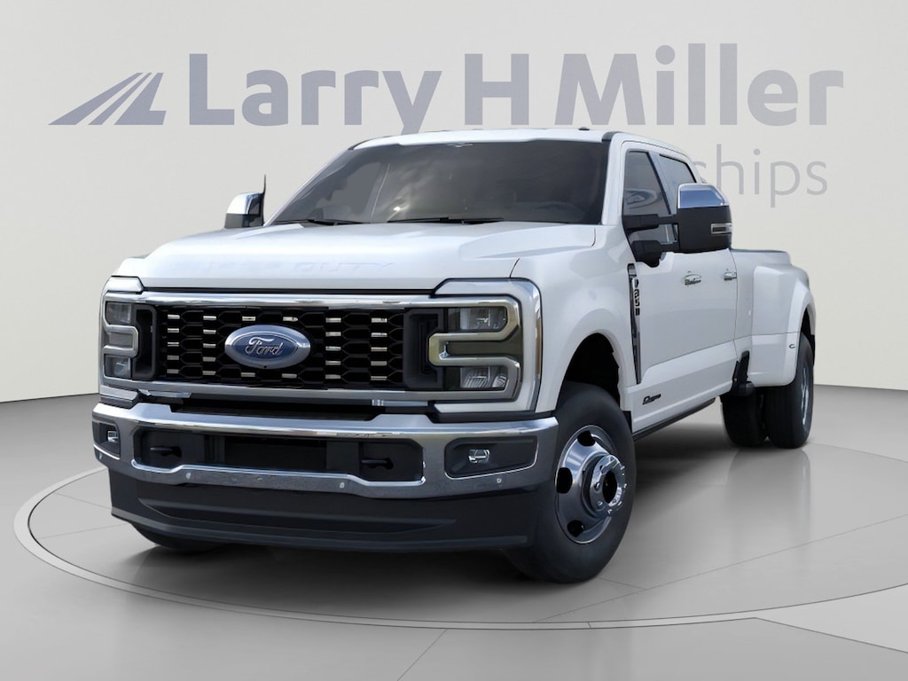 New 2026 Ford F-350 Lariat Truck Crew Cab