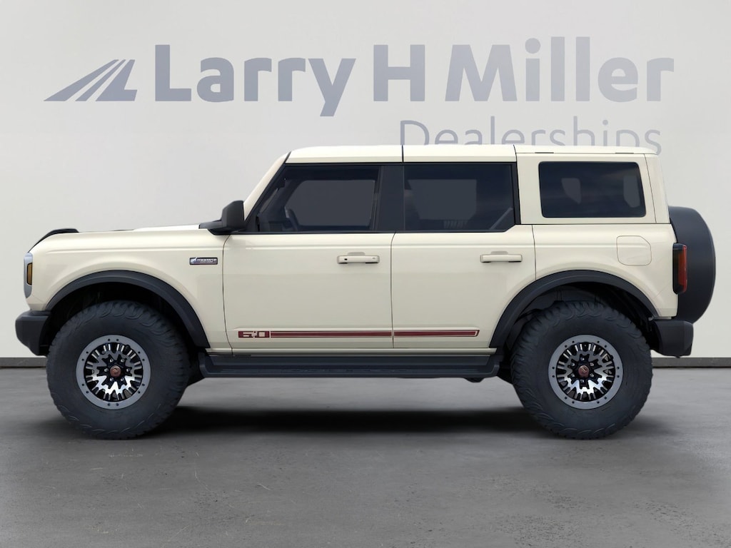 New 2026 Ford Bronco Outer Banks SUV