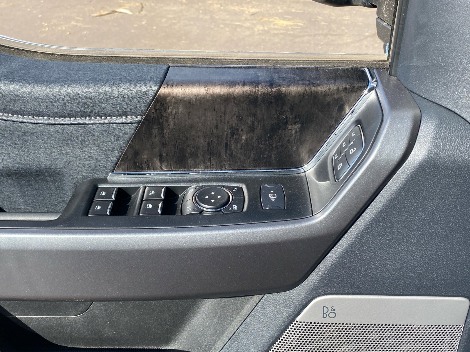 2025 Ford F-350 Super Duty Lariat - Photo 18