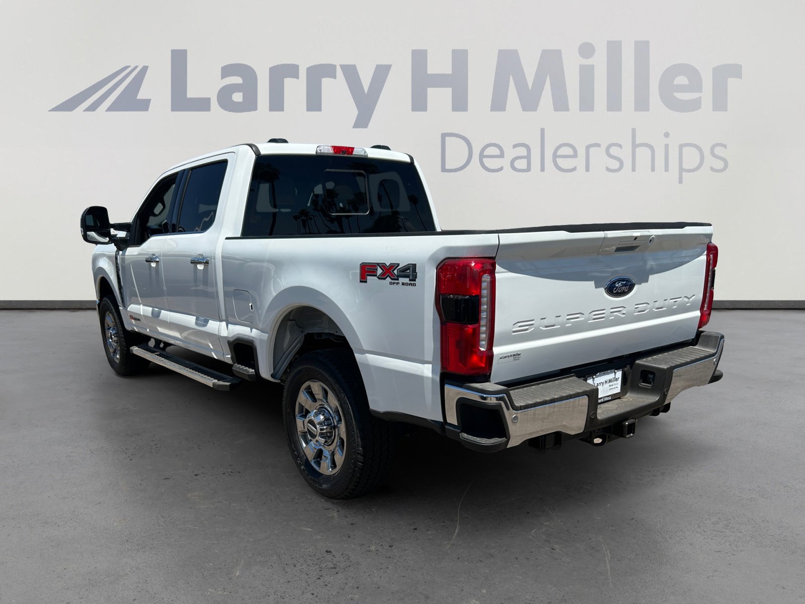 2025 Ford F-250 Lariat Tremor photo 4