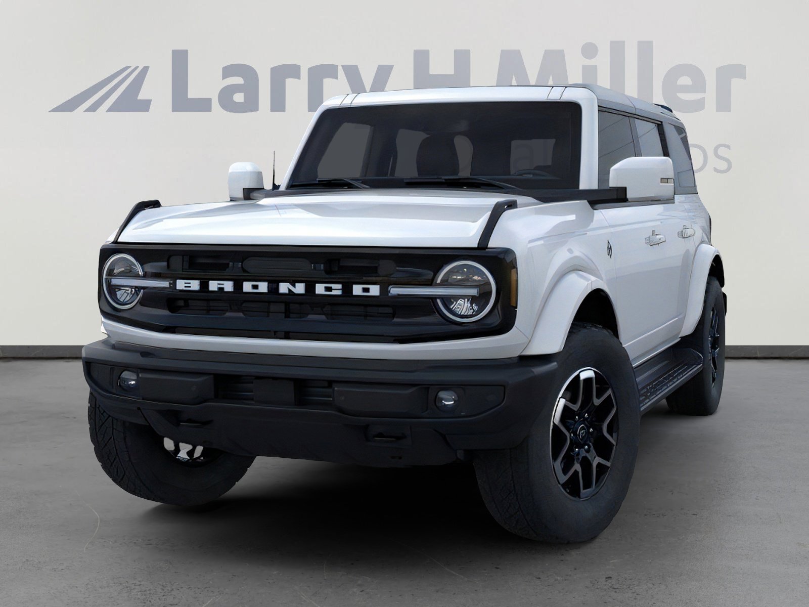 2025 Ford Bronco Outer Banks photo 3