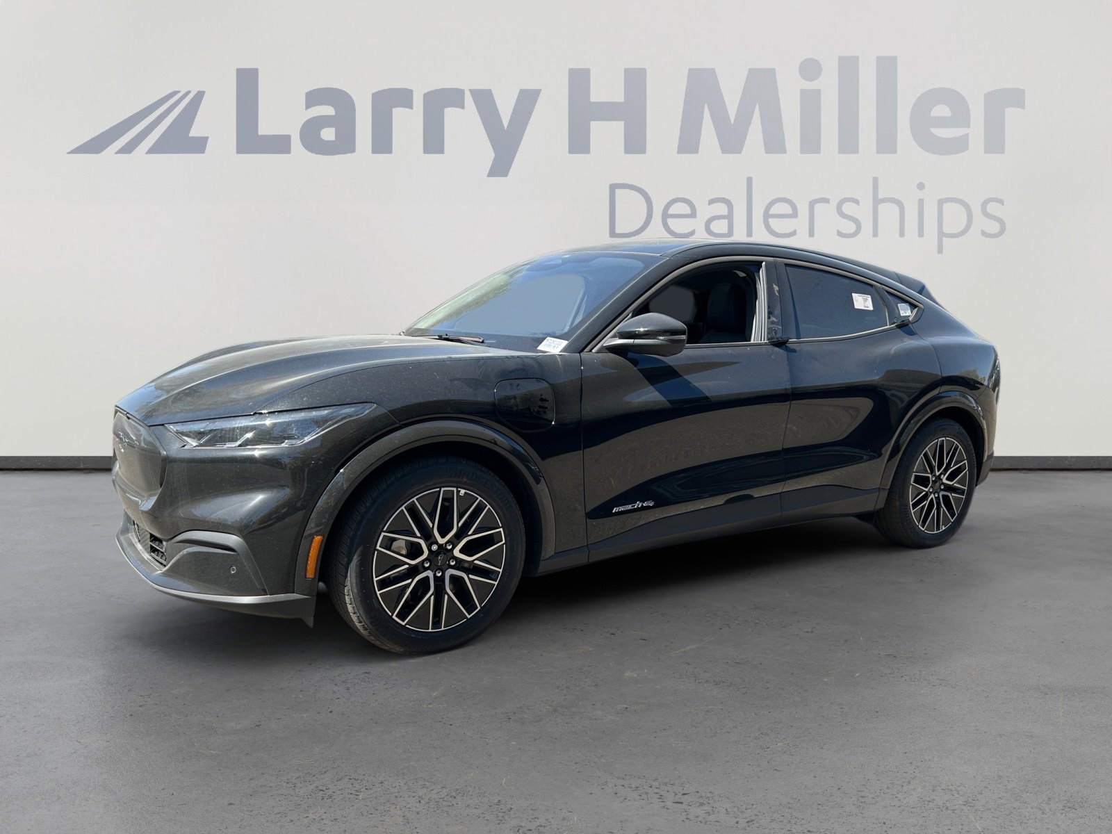 2026 Ford Mustang-Mach-e Premium's photo
