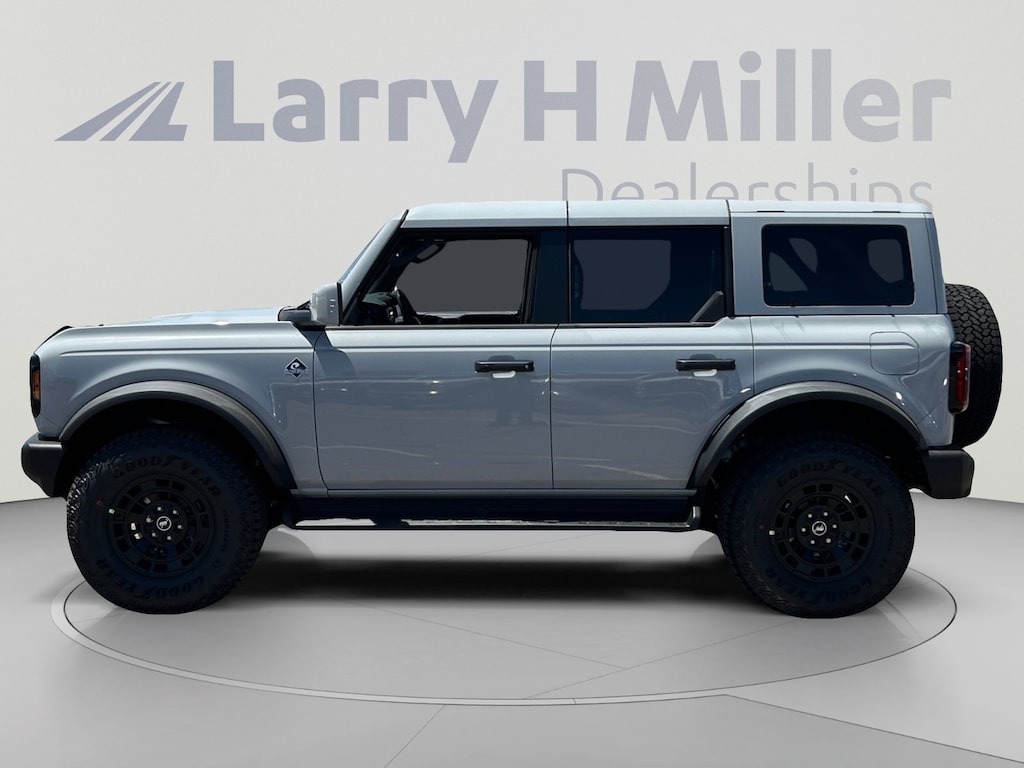 New 2026 Ford Bronco Outer Banks SUV