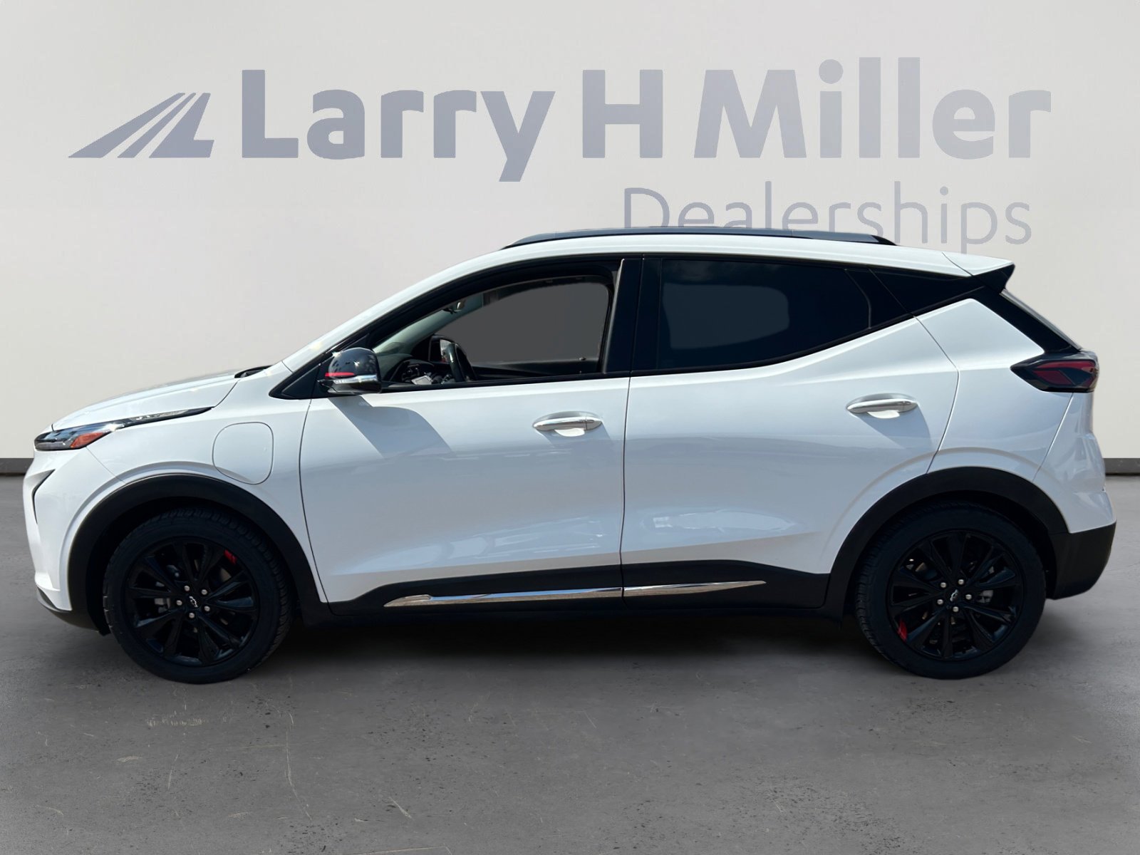2023 Chevrolet Bolt EUV Premier photo 3