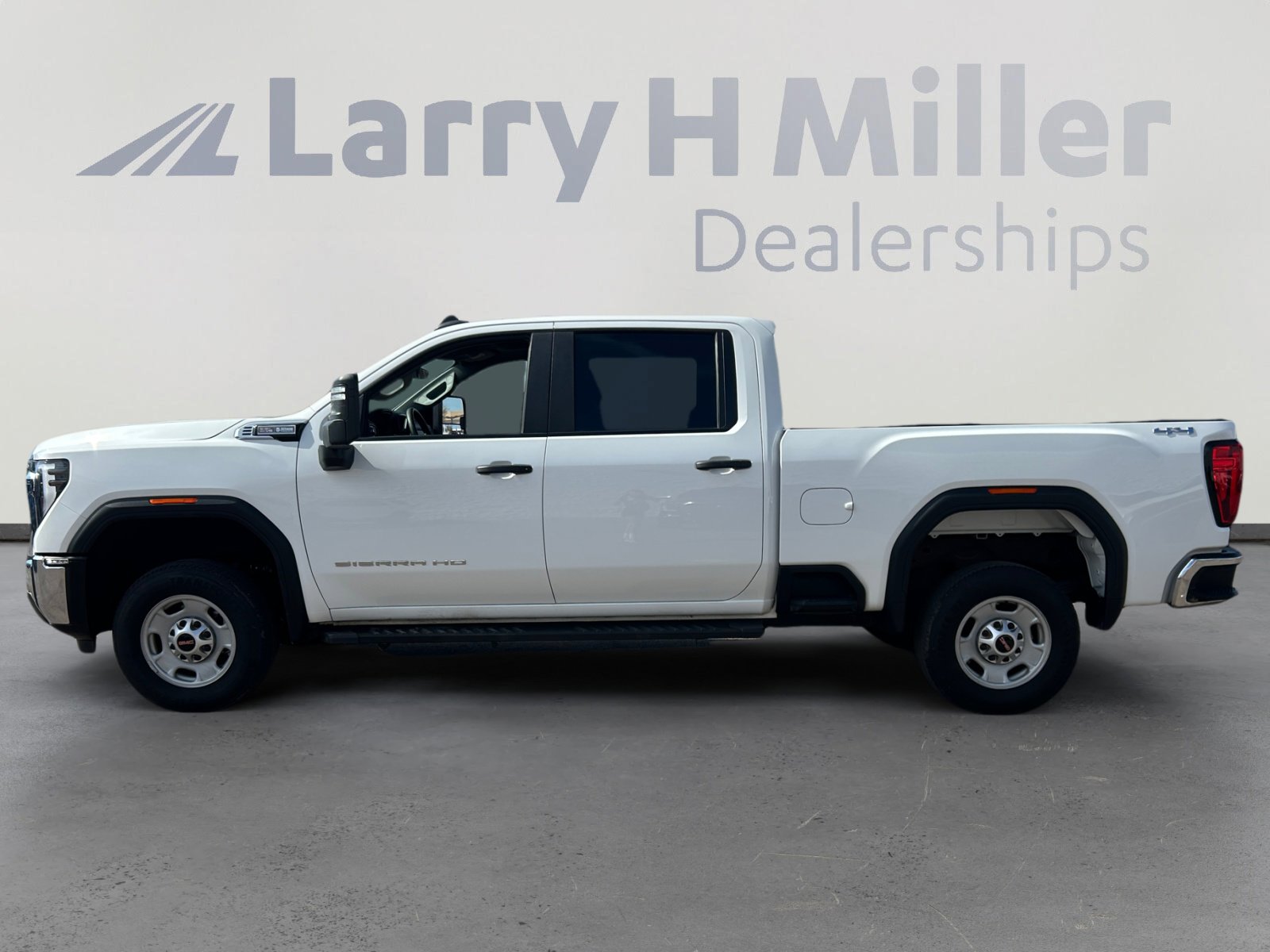 2024 Gmc Sierra Pro photo 3