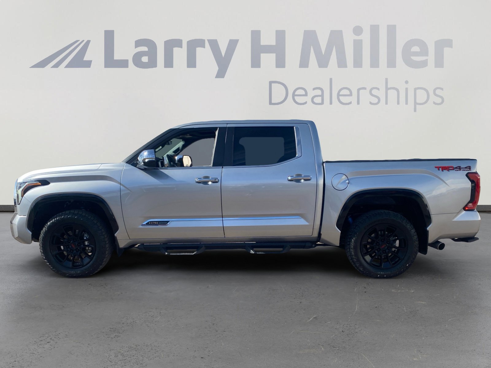 2024 Toyota Tundra 1794 Edition photo 3