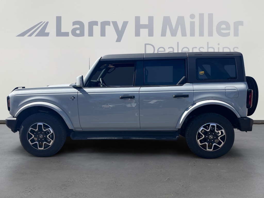 New 2026 Ford Bronco Outer Banks SUV