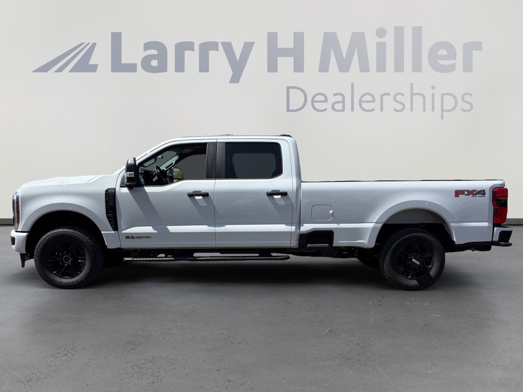 New 2026 Ford F-250 XL Truck Crew Cab