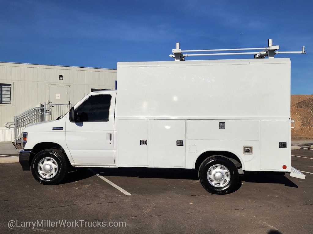 Used 2023 Ford E-Series Cutaway Reading HR CSV Service Body w/Double Drop Down Lad Truck