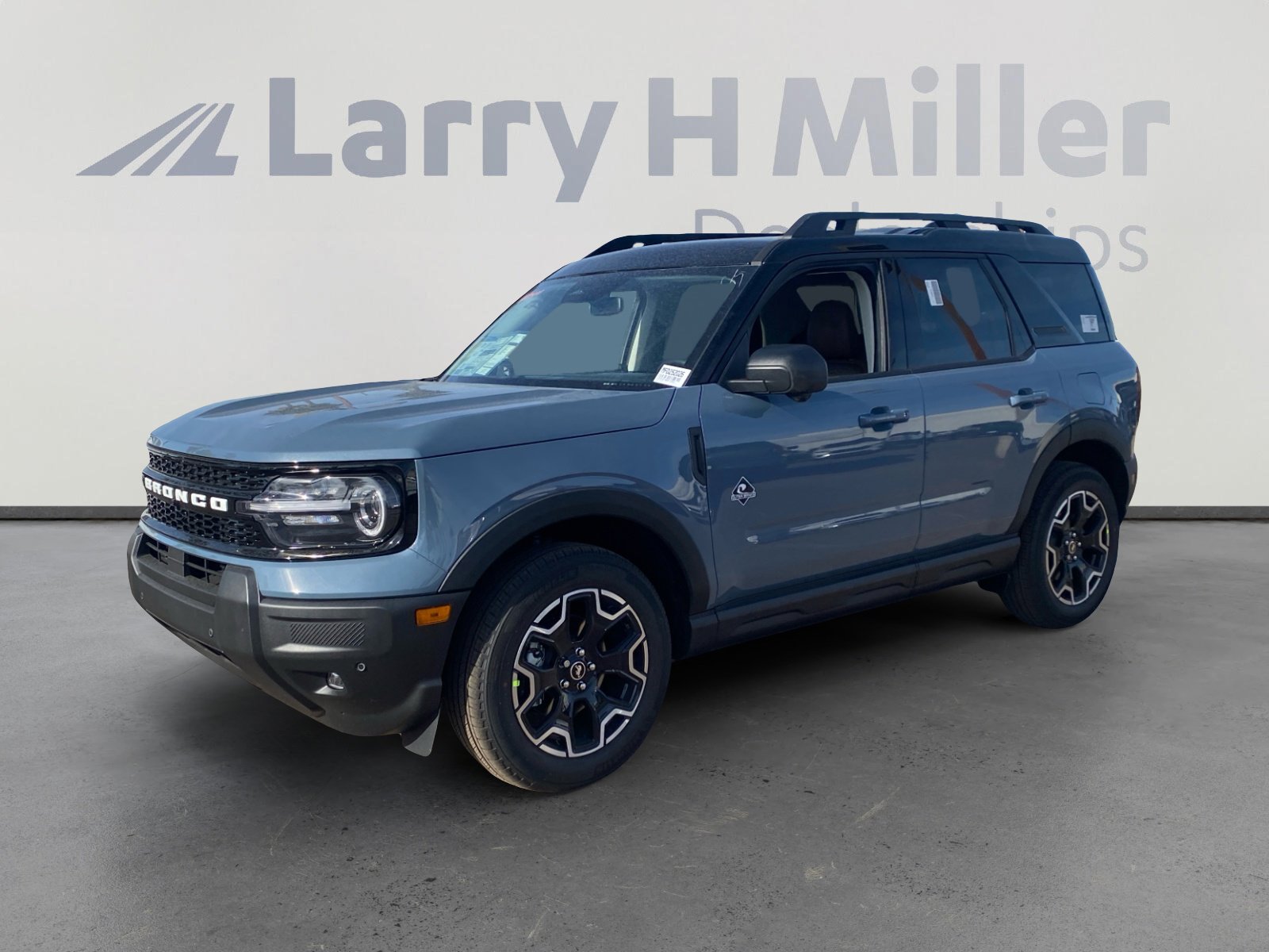 2025 Ford Bronco Sport Outer Banks's photo