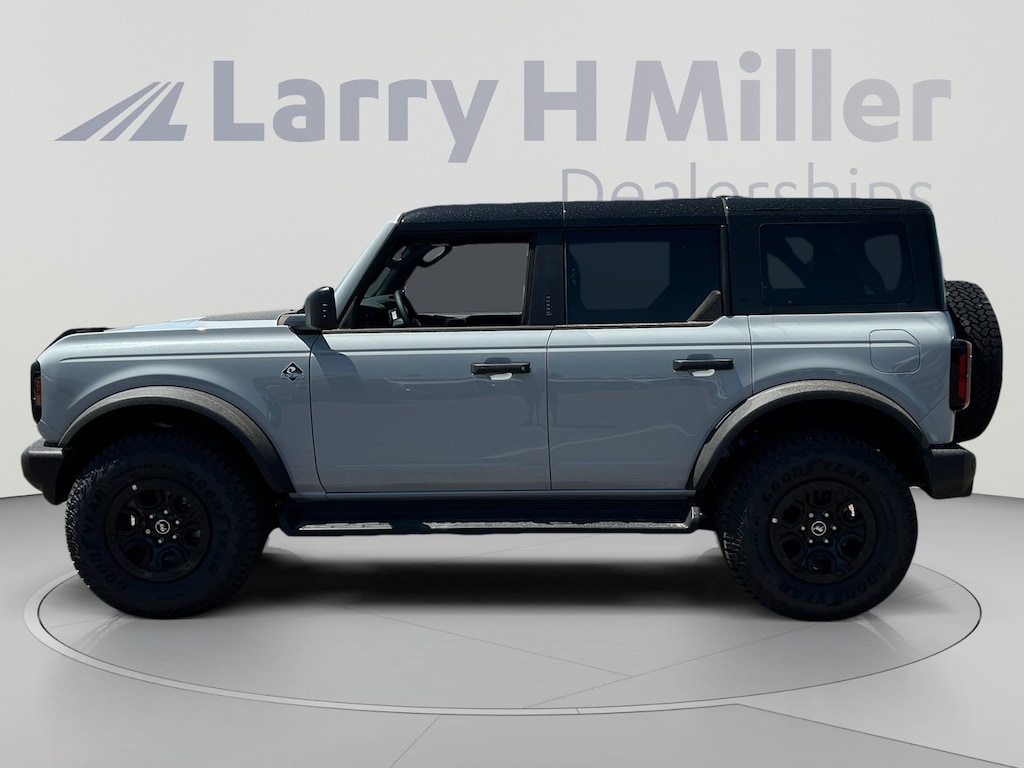 New 2026 Ford Bronco Outer Banks SUV