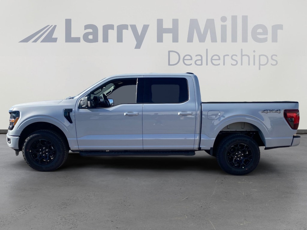 New 2025 Ford F-150 XLT Truck SuperCrew Cab