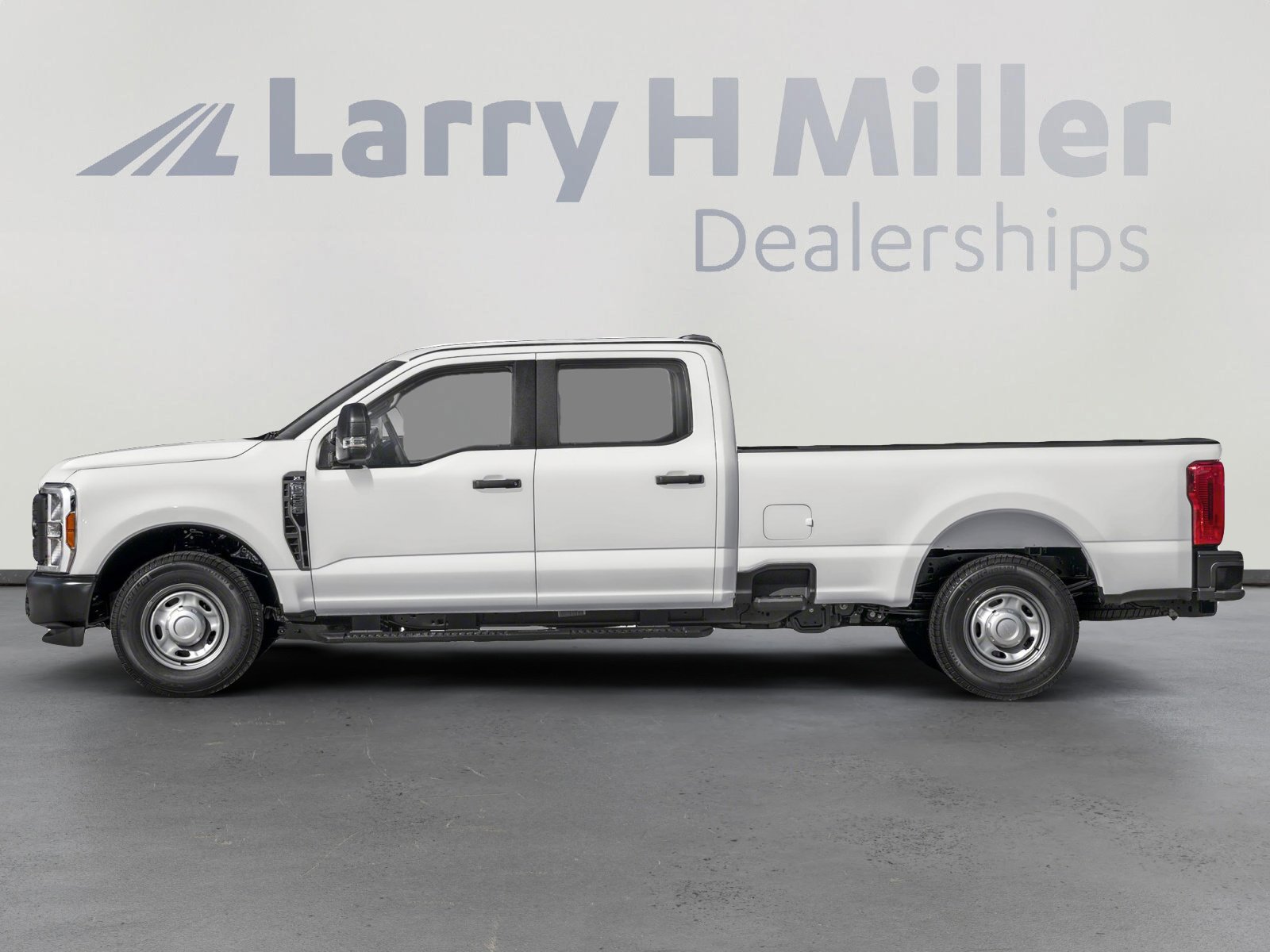 2025 Ford F-250 XL photo 4