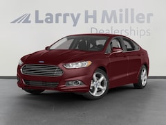 2015 Ford Fusion SE Sedan