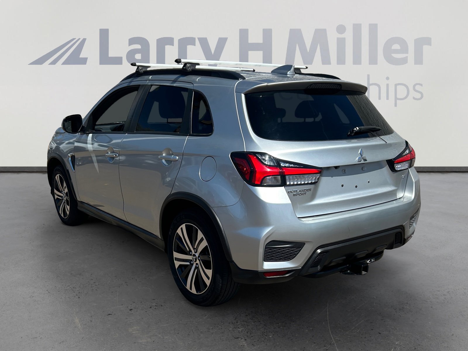 2020 Mitsubishi Outlander Sport GT photo 2