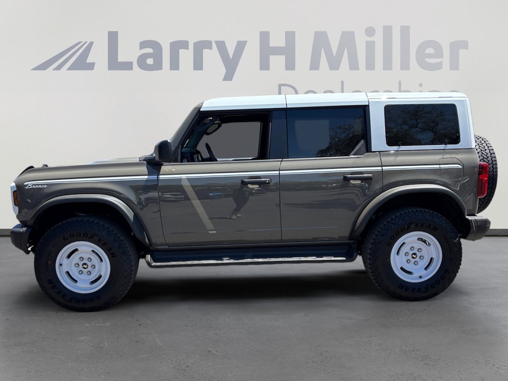New 2026 Ford Bronco Heritage Edition SUV