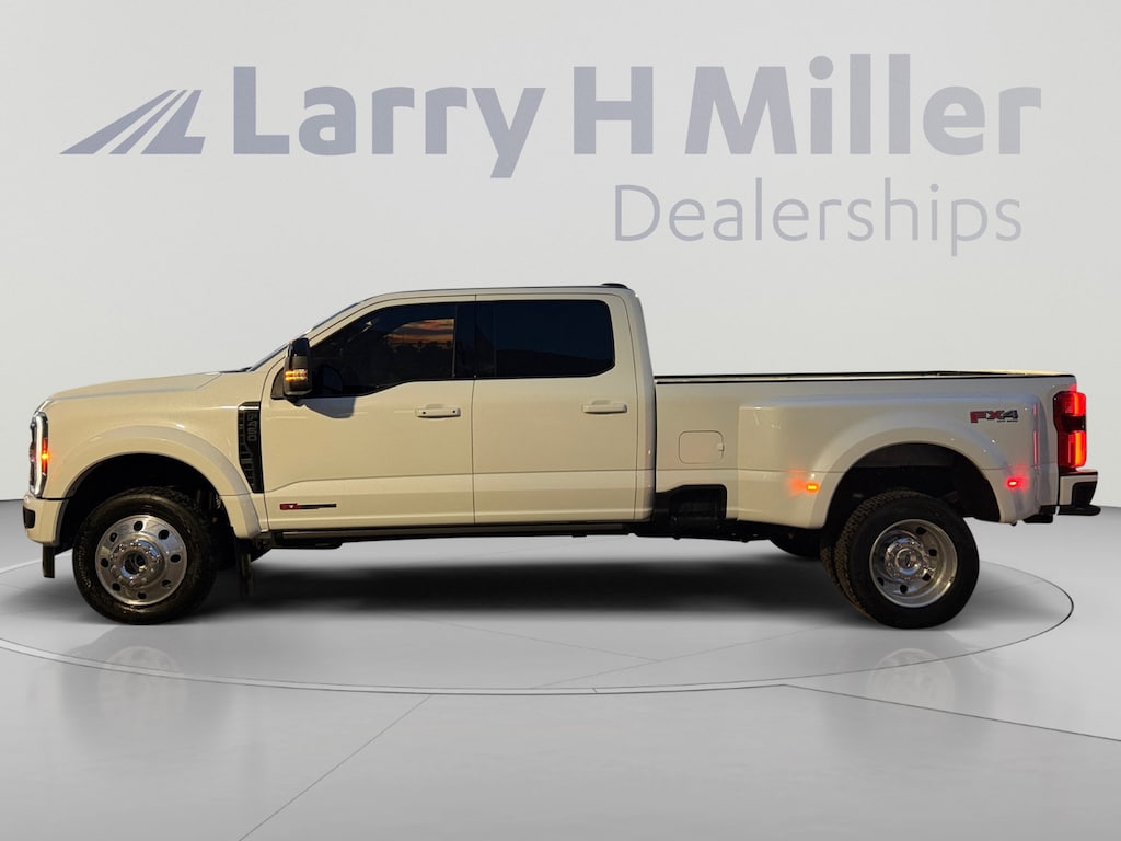 Used 2026 Ford Super Duty F-450 DRW Platinum Truck Crew Cab
