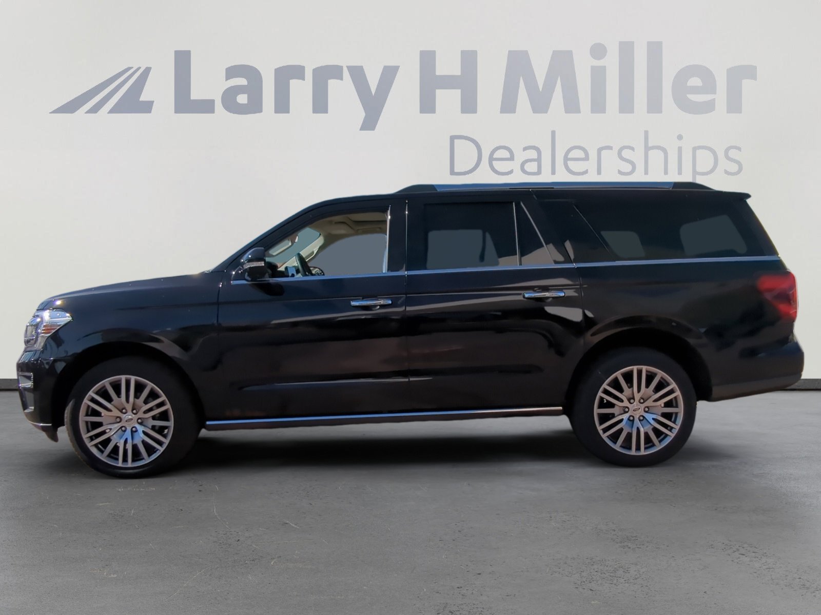 2024 Ford Expedition MAX Limited photo 3