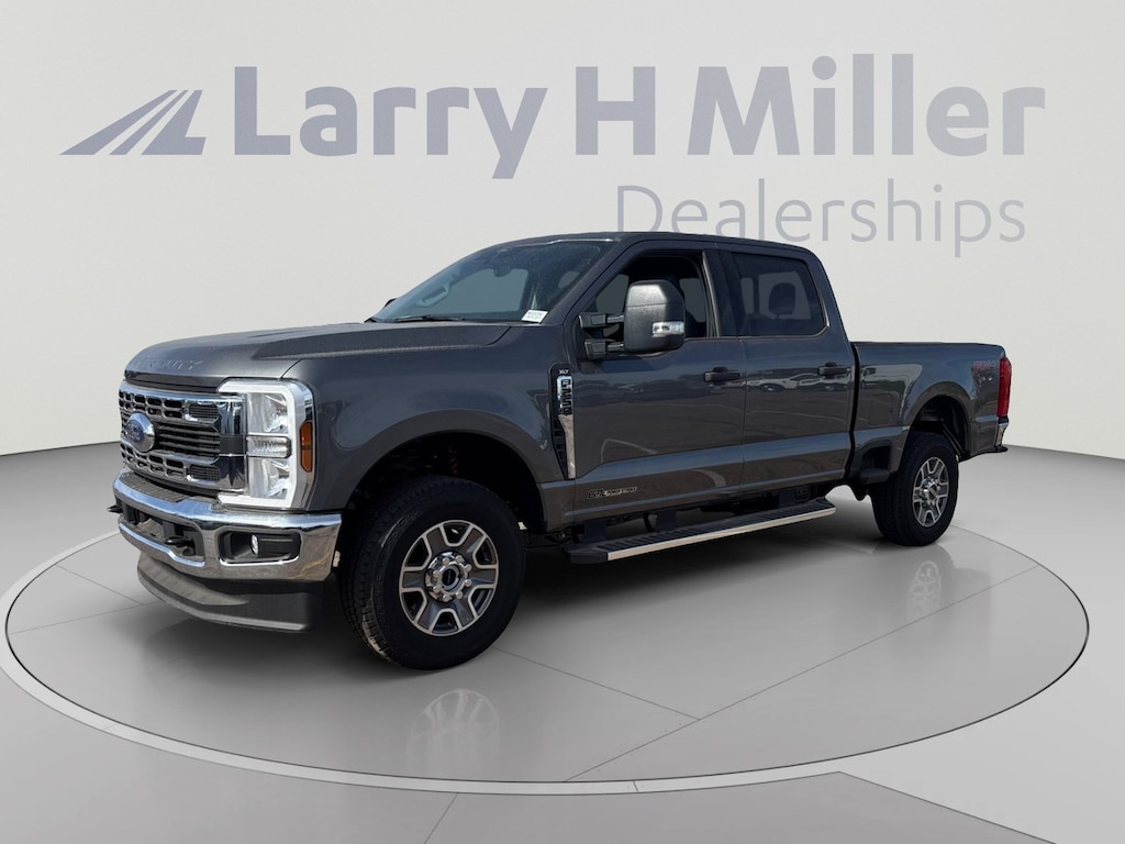 New 2025 Ford Super Duty F-250 SRW XLT Truck Crew Cab