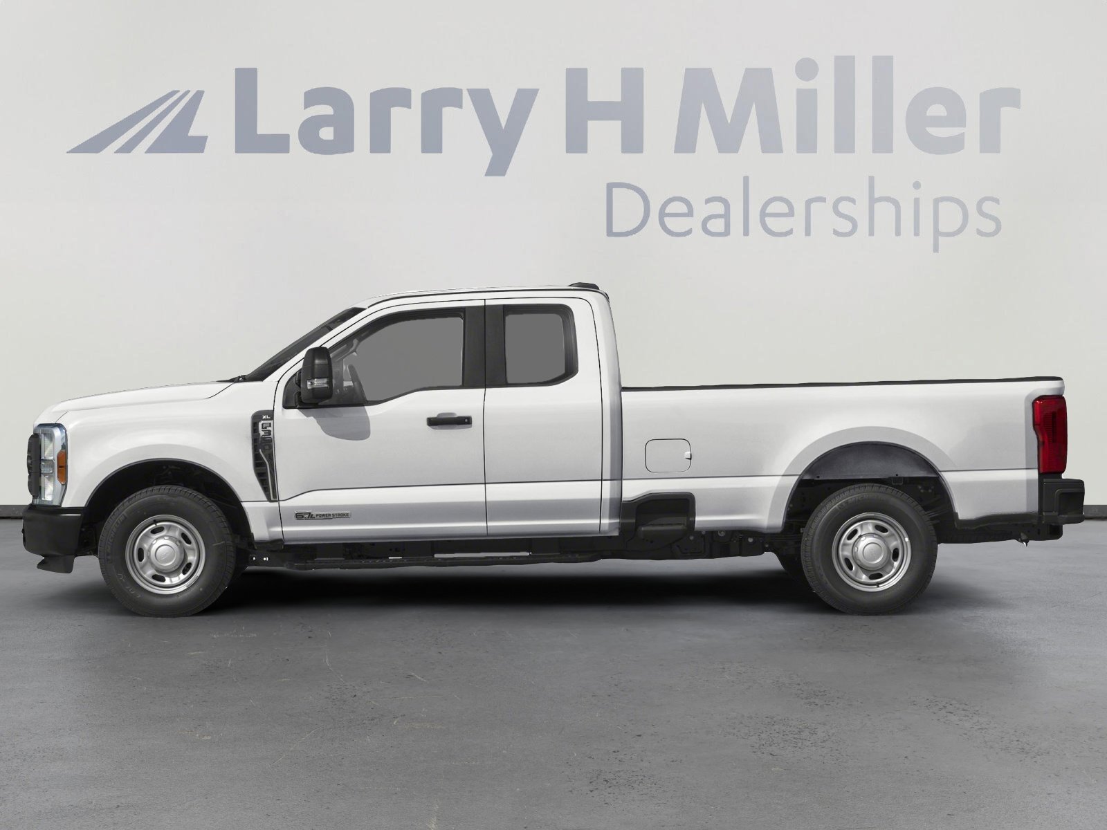 2026 Ford F-350 XLT photo 4