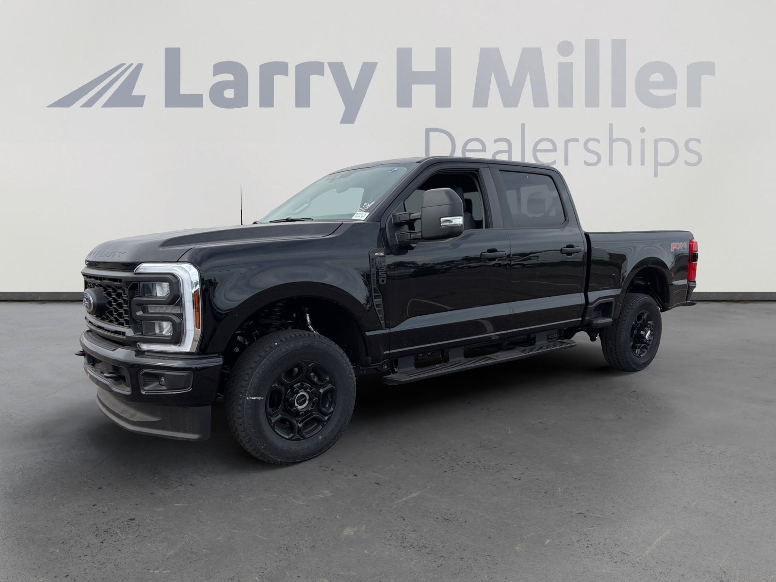 2026 Ford F-350 XL 4x4 Crew Cab 6-3/4' Box SRW's photo