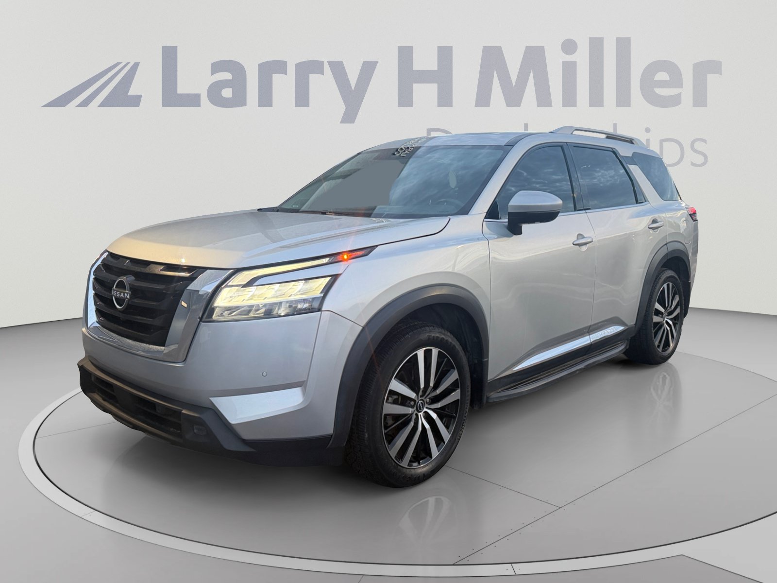  Nissan Pathfinder