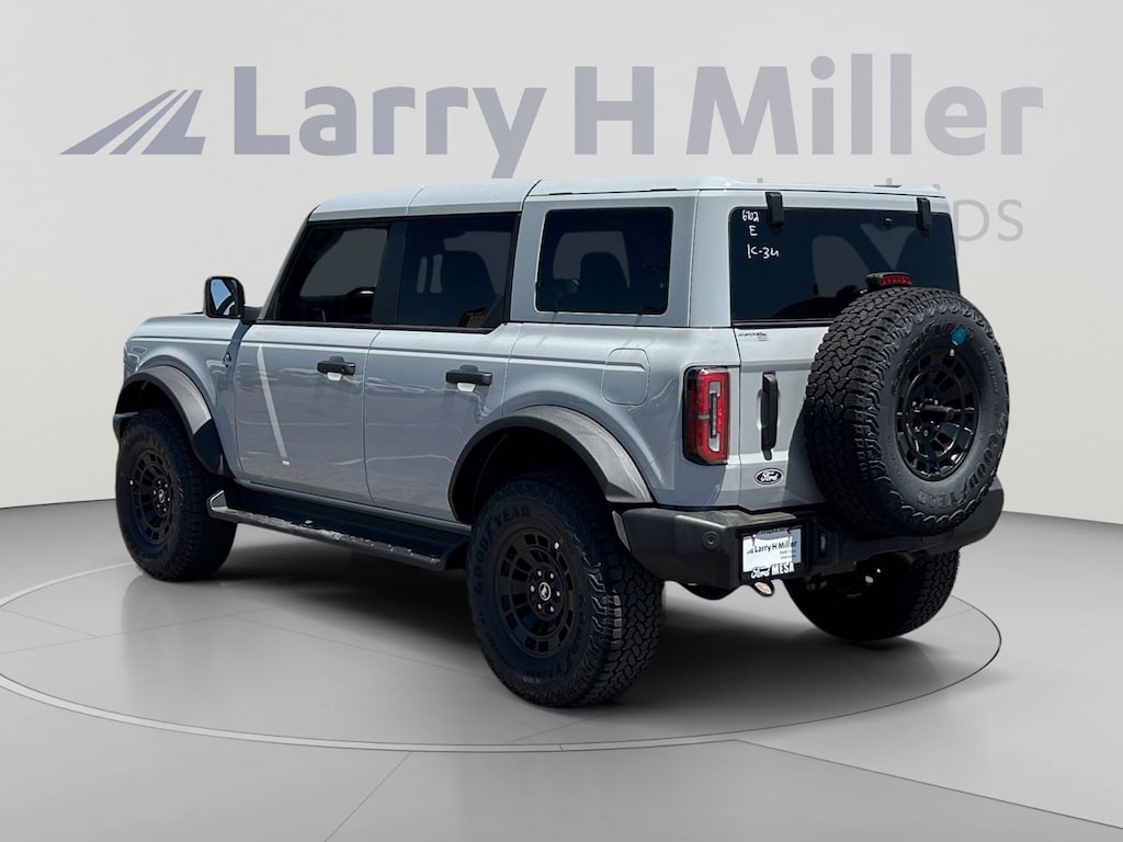New 2026 Ford Bronco Outer Banks SUV