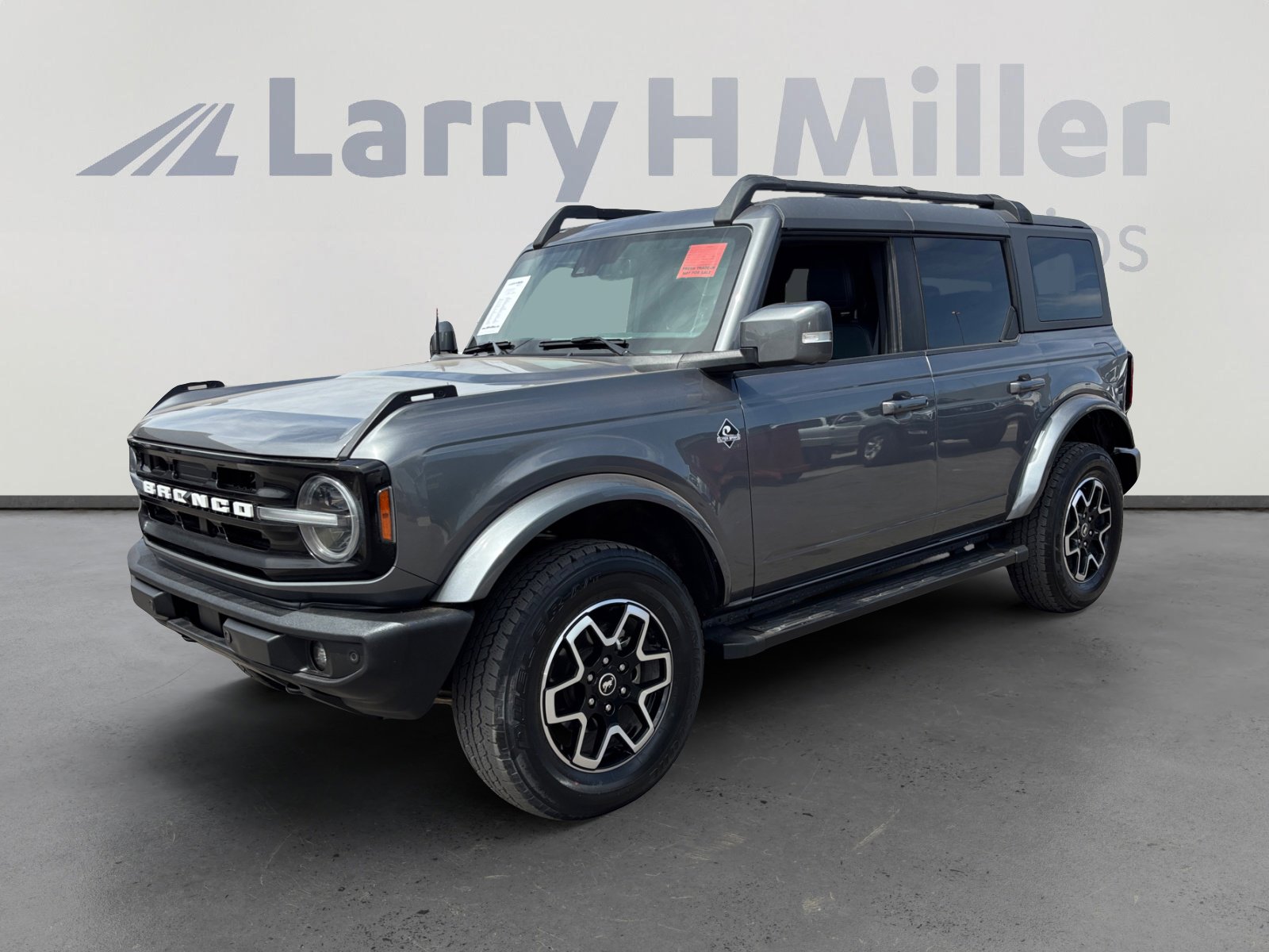 2023 Ford Bronco Outer Banks 4x4's photo