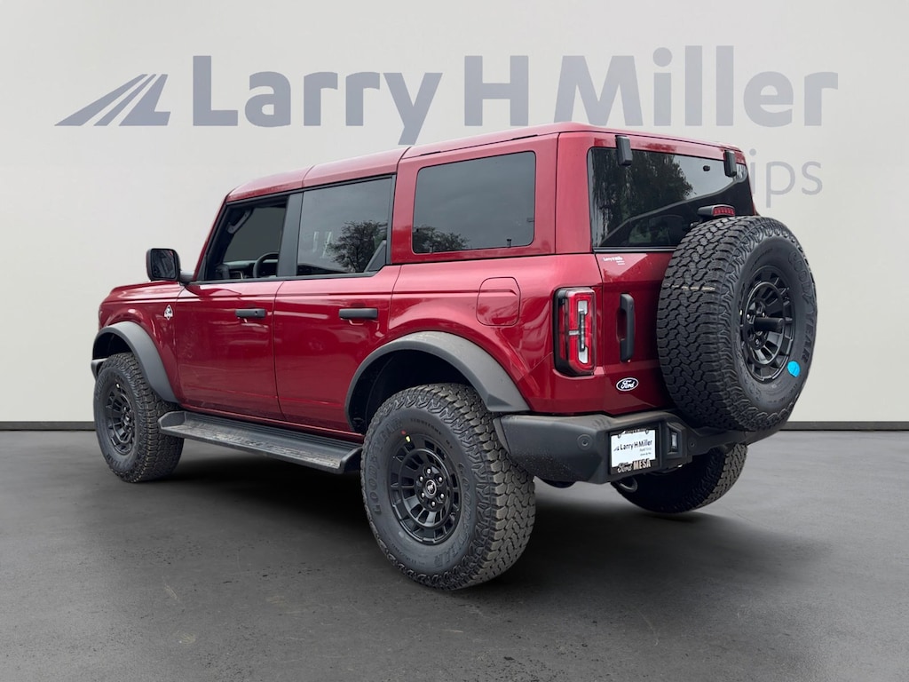 New 2026 Ford Bronco Outer Banks SUV