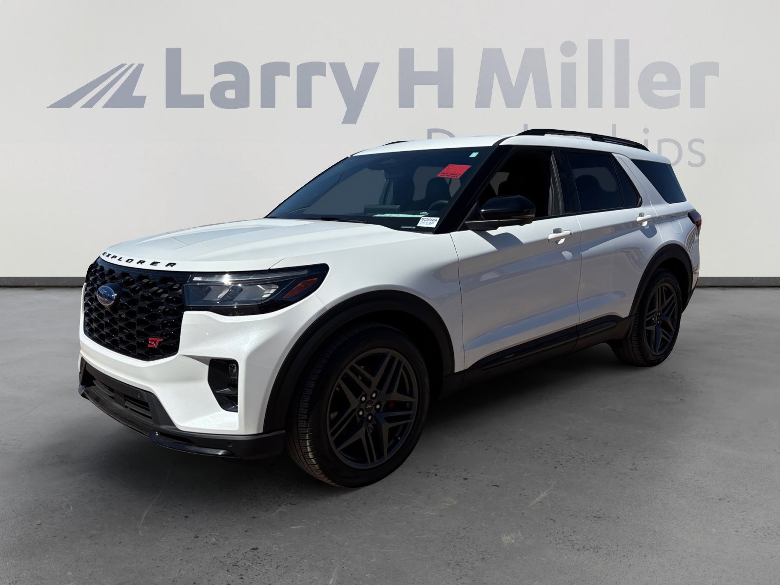 2026 Ford Explorer ST 4WD's photo