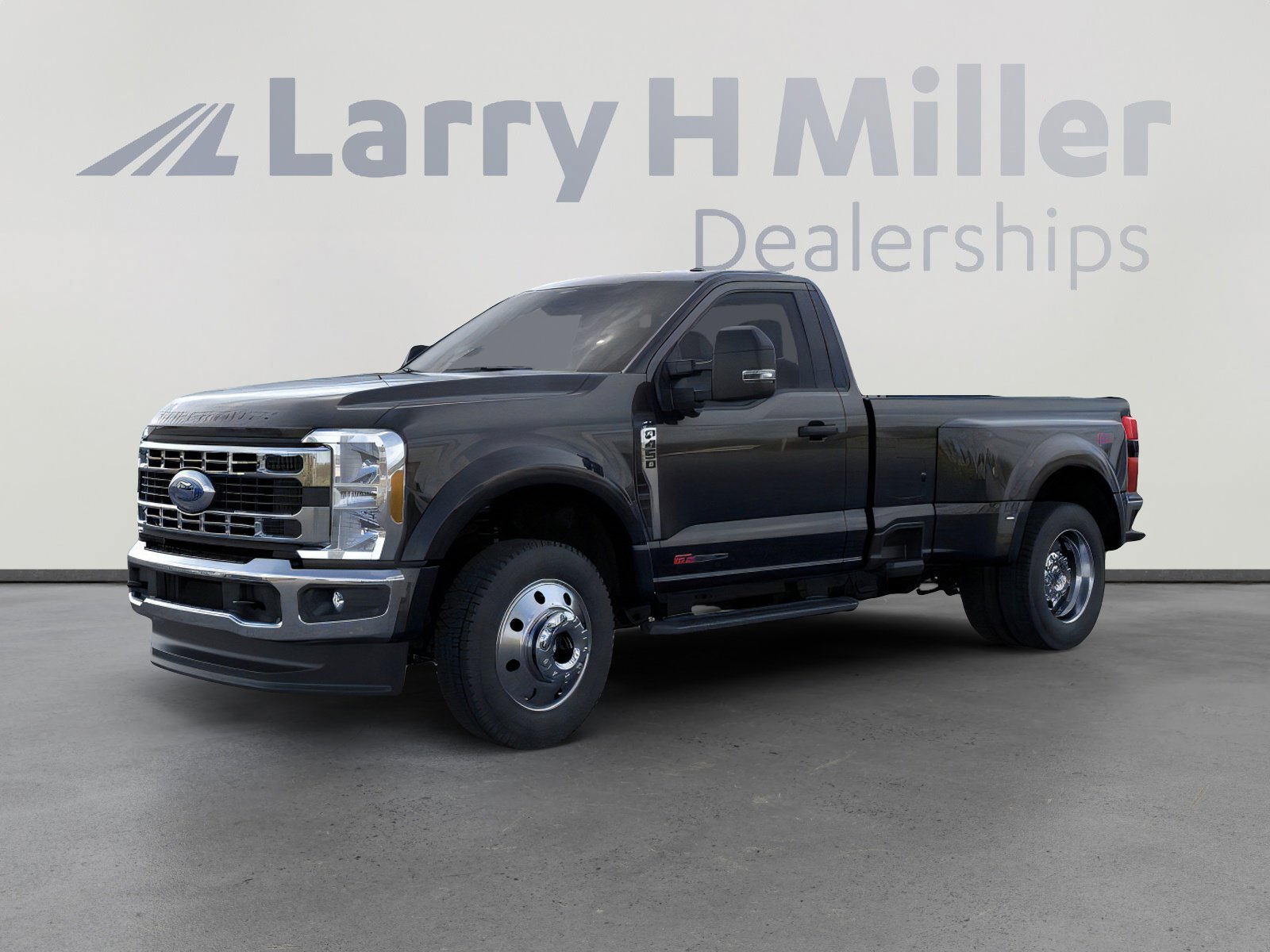 2026 Ford F-450 Super Duty XLT's photo