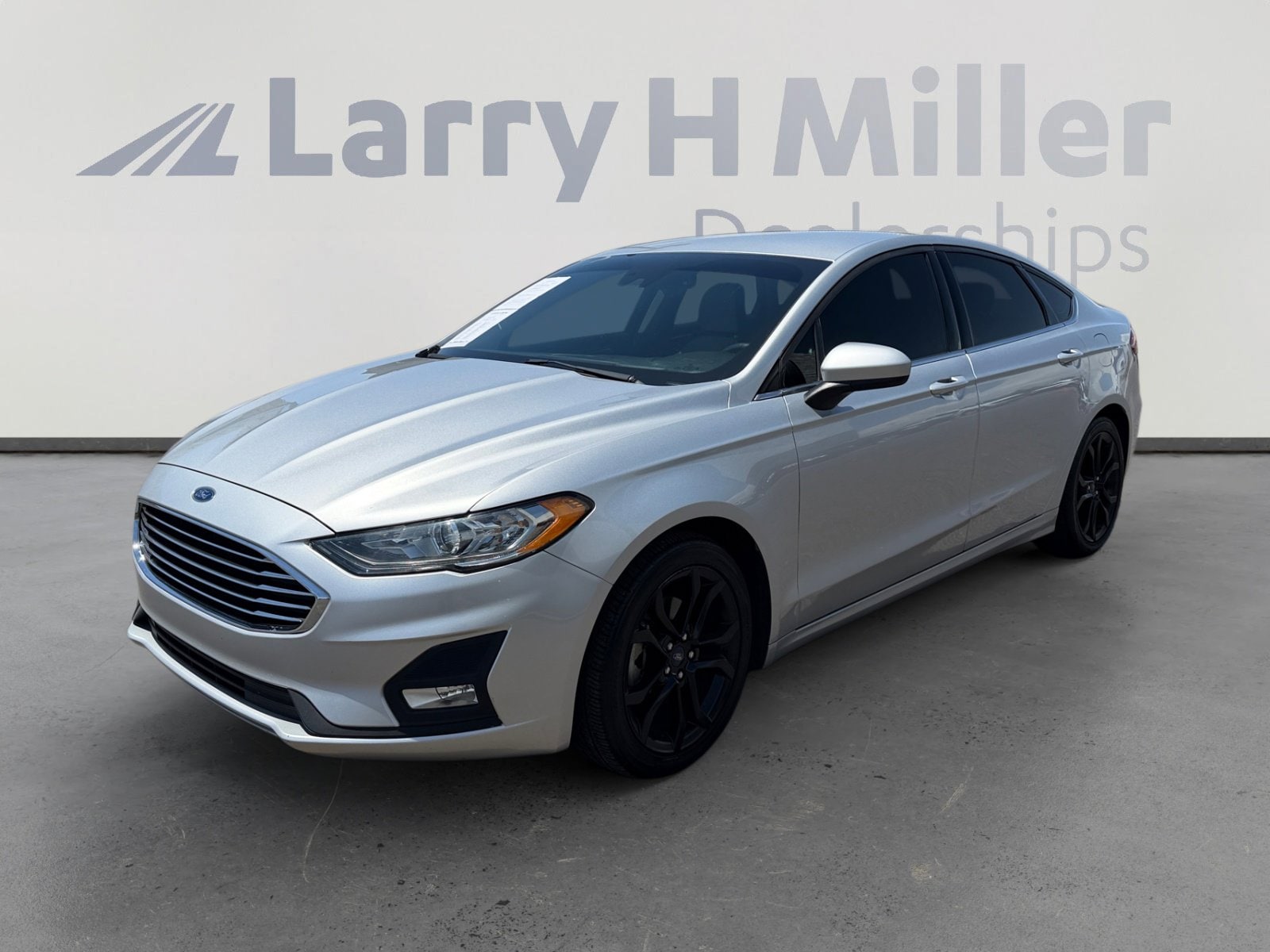 2019 Ford Fusion SE FWD's photo