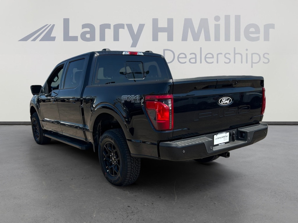 New 2025 Ford F-150 XLT Truck SuperCrew Cab