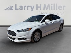 2016 Ford Fusion Energi SE Luxury Sedan