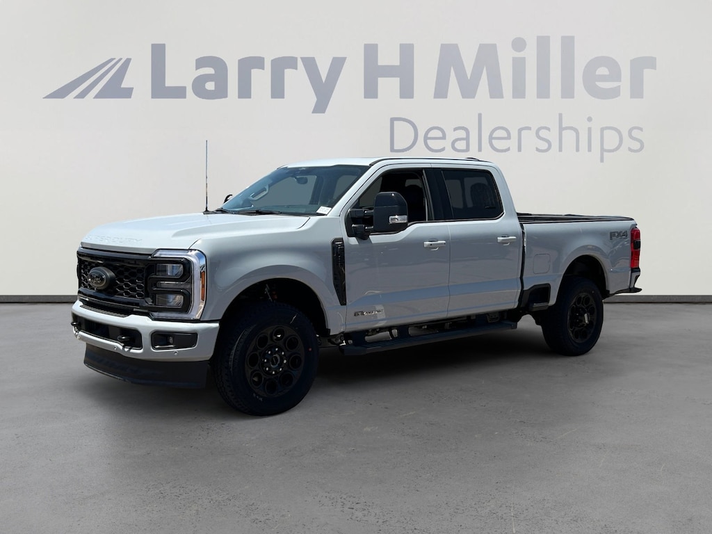 New 2026 Ford F-350 Lariat Truck Crew Cab