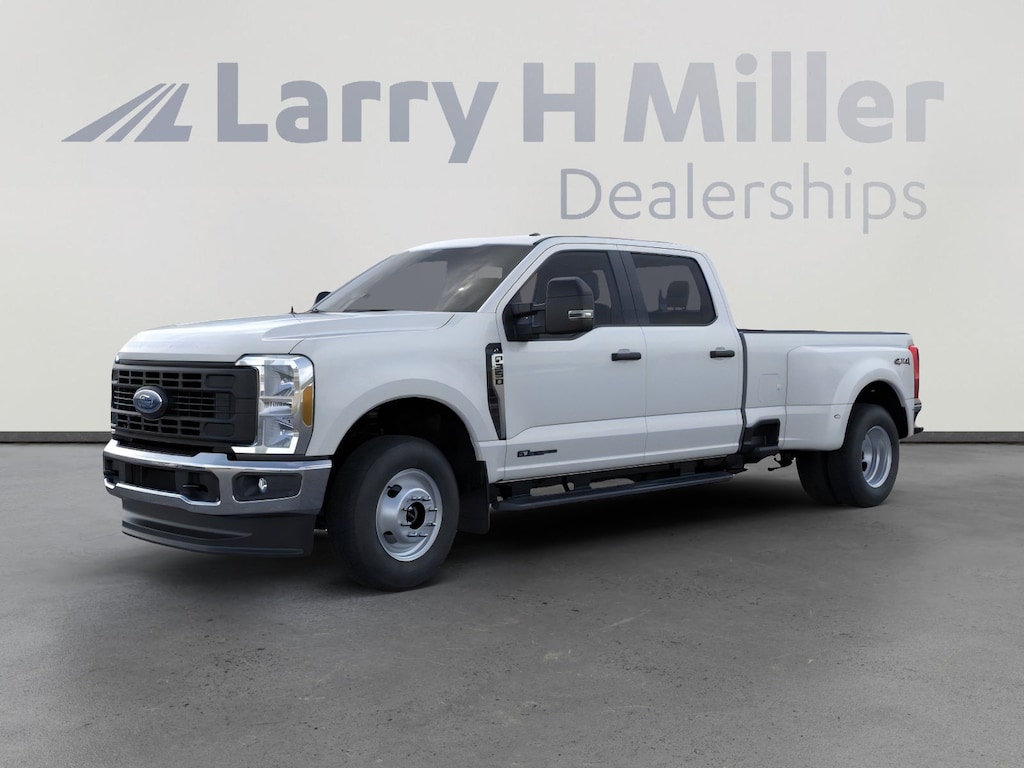 New 2026 Ford F-350 XL Truck Crew Cab
