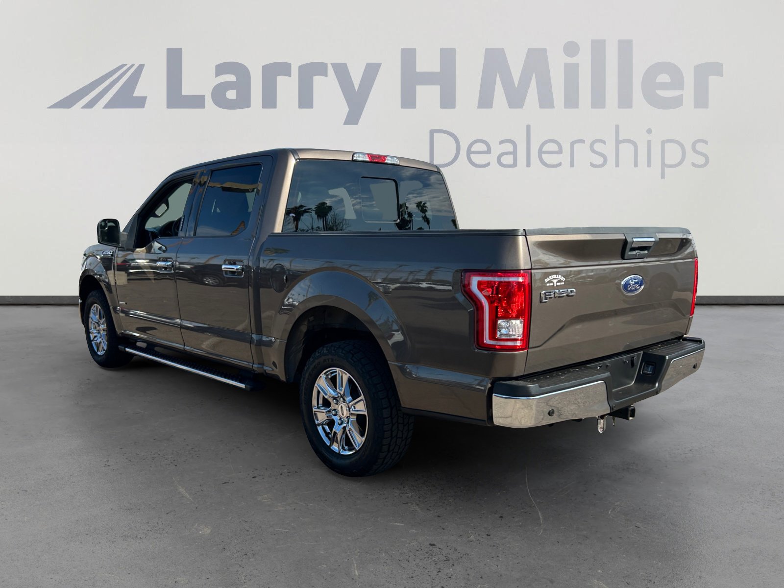 2015 Ford F-150 XLT photo 4